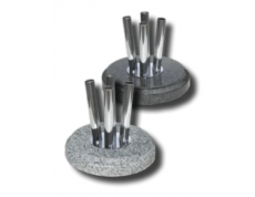 Négyágú zászlótalp kő, fehér